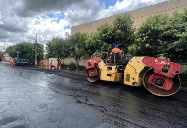 Obras de recape avançam pelas ruas do João José de Paula